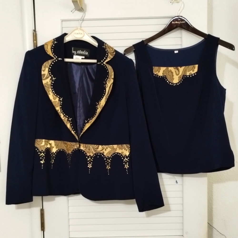 BMJ Studio Navy & Gold w Rhinestone Evening Blazer w Matching Sleeveless Blouse